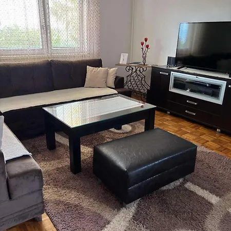Apartamento K-35 *